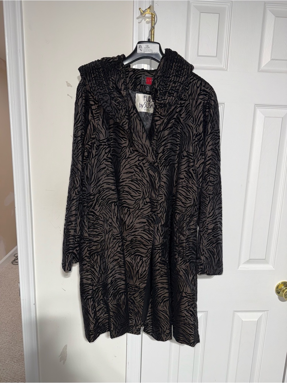 Black and Brown Long-Sleeve Zebra-Texture Dress